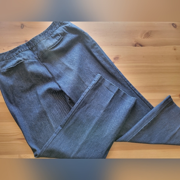 Talbot's Petite Stretch Denim ~ 10 - Picture 5 of 8